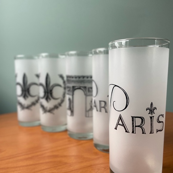 Paris France frosted glasses, French souvenir, fleur de lis, arc de triomphe, - Picture 3 of 10